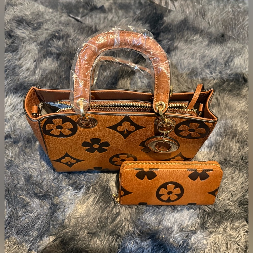 Boss Babe Monogram Bag Set – Purse + Wallet - Picture 3 of 10